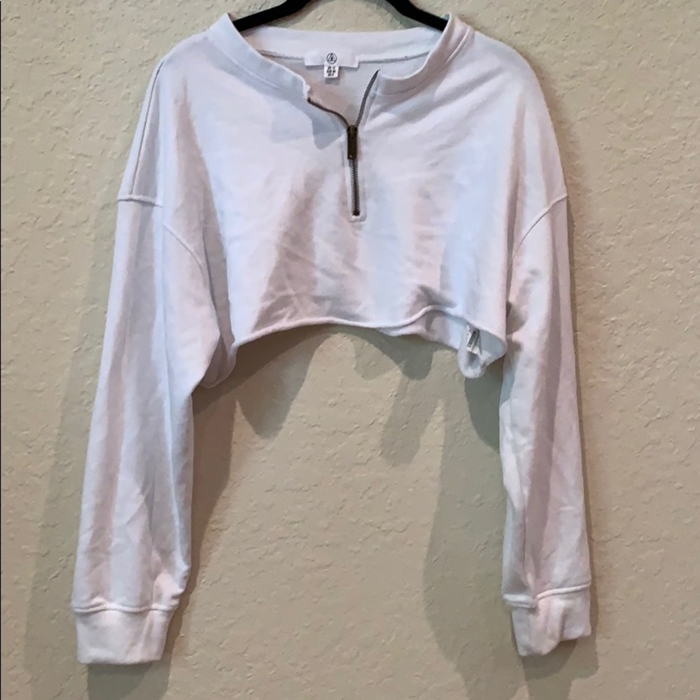 Misaguided cropped sweater